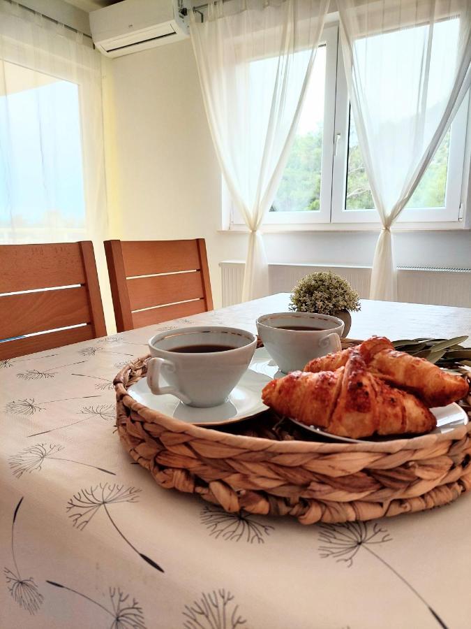 Apartments Dia ザオストログ エクステリア 写真